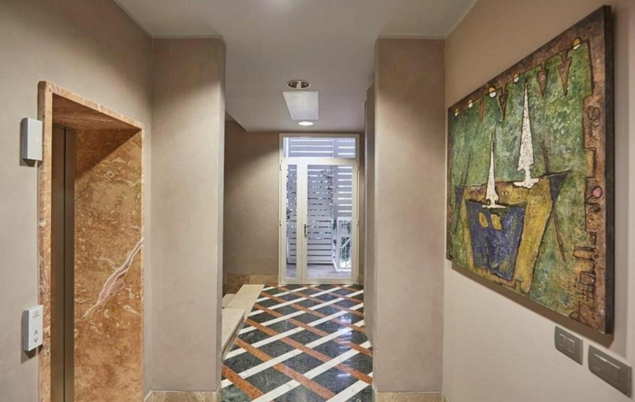 Palazzo Beltrade By Halldis * Milaan